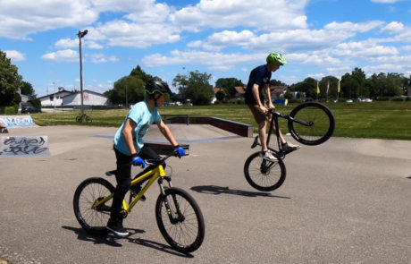Finn Maager Street Training